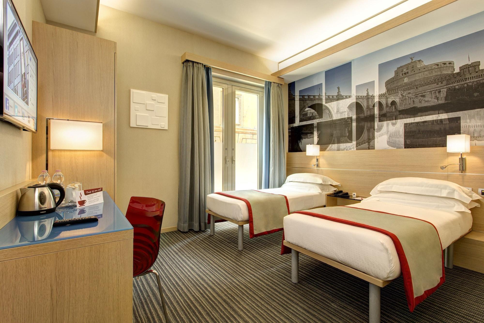 Hotel Iq