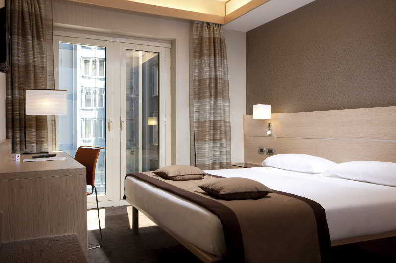 Hotel Iq